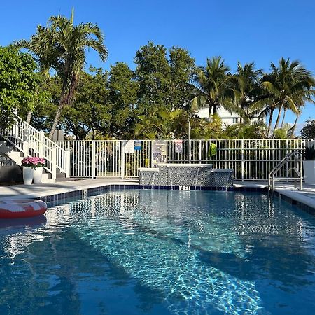 Sea Spray Inn Lauderdale-by-the-Sea Exterior photo