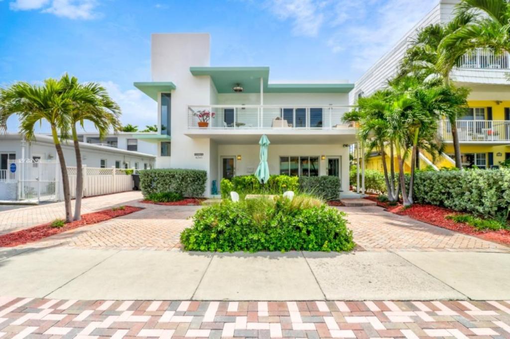 Sea Spray Inn Lauderdale-by-the-Sea Exterior photo