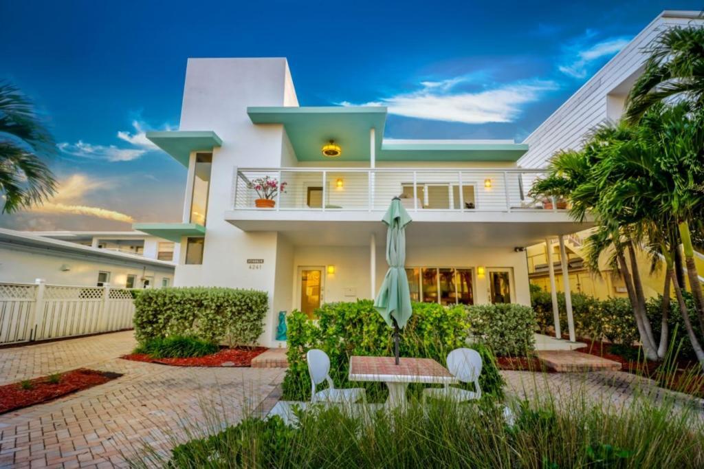 Sea Spray Inn Lauderdale-by-the-Sea Exterior photo