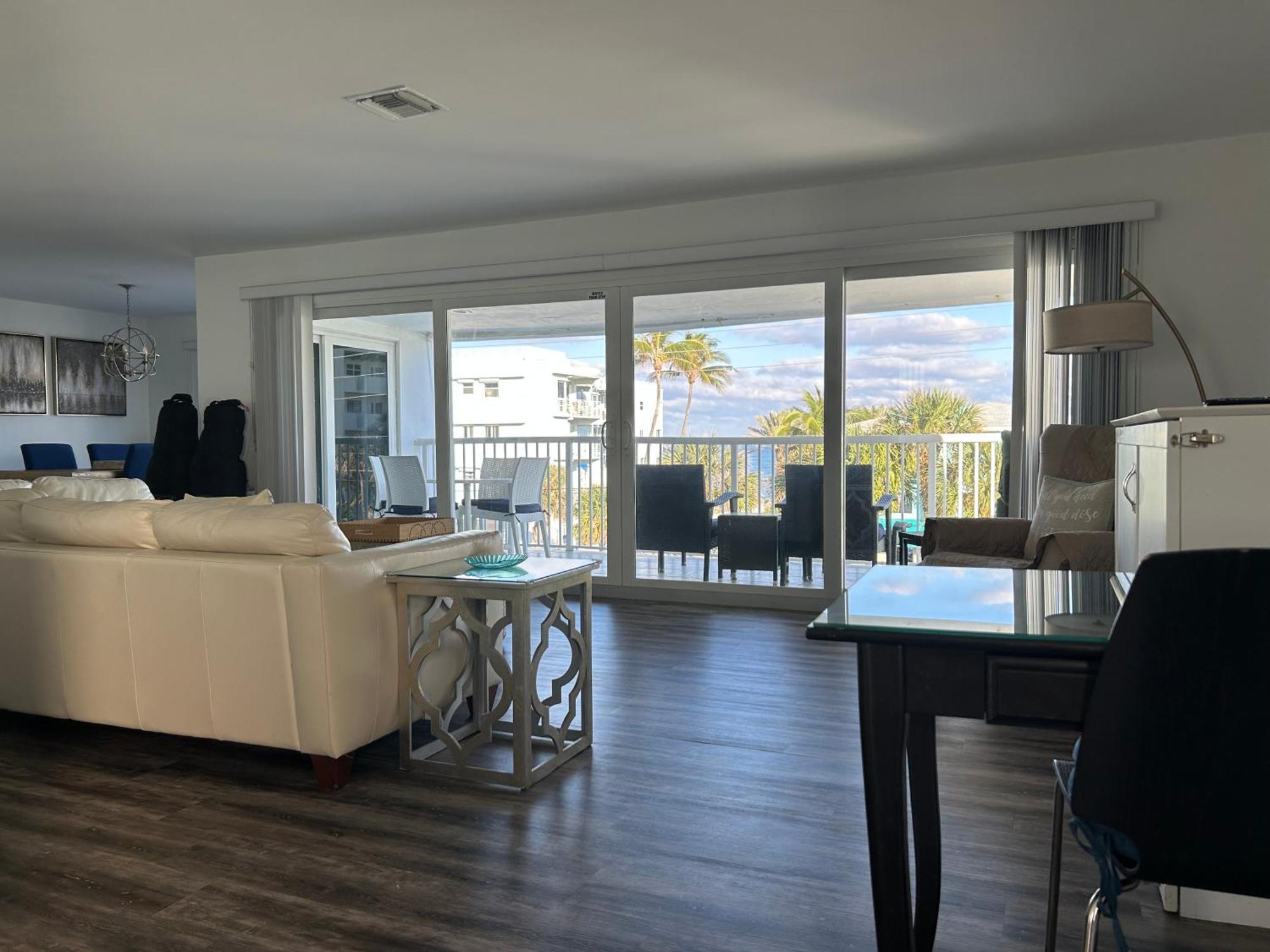 Sea Spray Inn Lauderdale-by-the-Sea Exterior photo